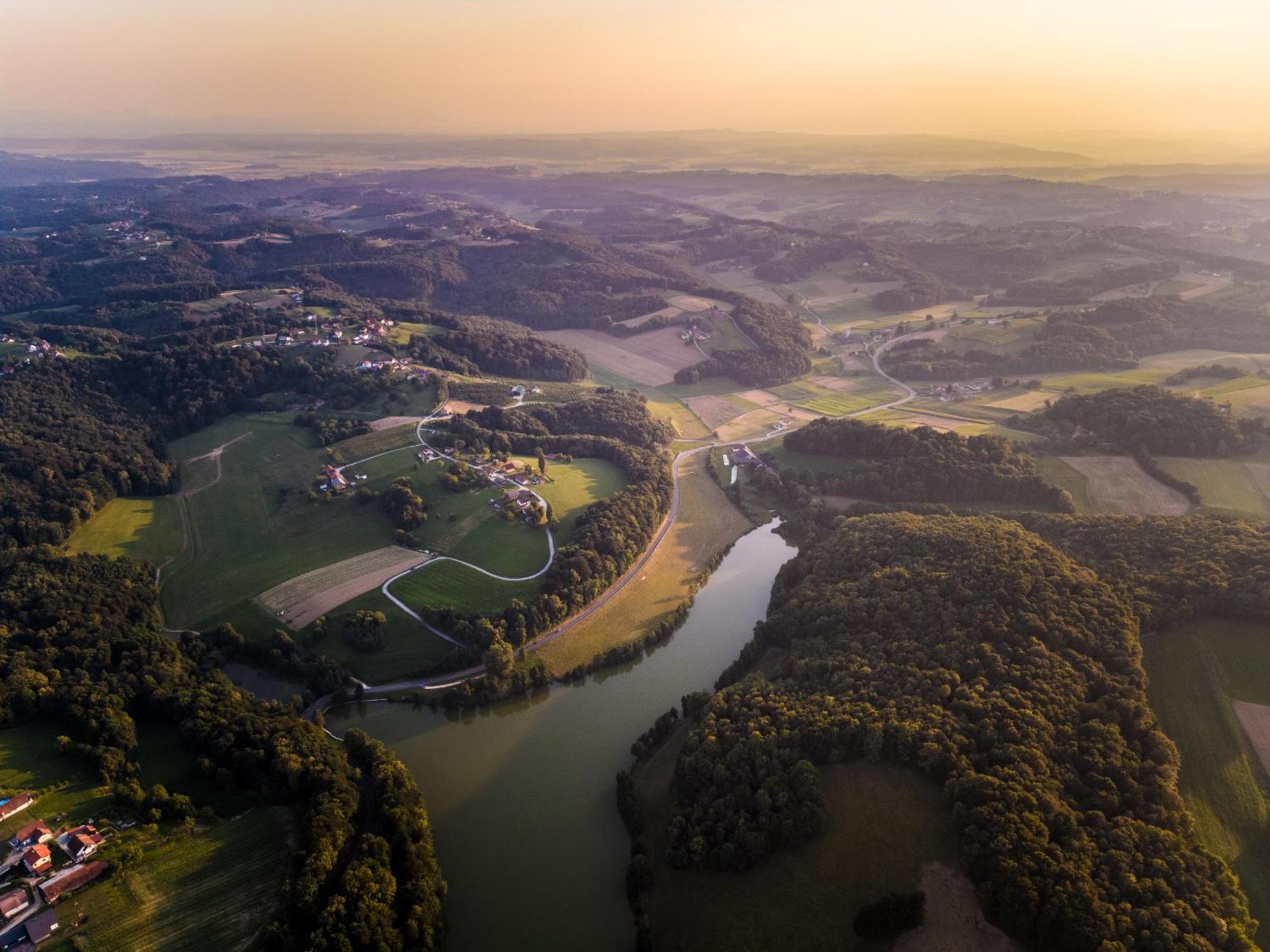 Falkensteiner Premium Camping Lake Blagus Sveti Jurij ob Scavnici ภายนอก รูปภาพ